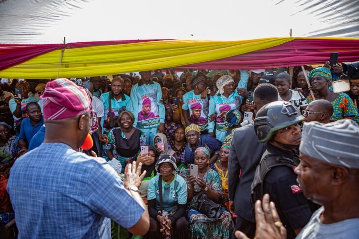 GOV. SEYI MAKINDE OFFERS 540 NEWLY COMMISSIONED SHOPS AT BODIJA MARKET TO TRADERS FREE OF CHARGE